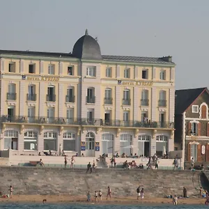 Kyriad Malo Centre Plage Отель